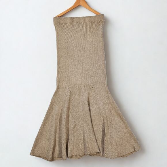 En Saison Beige Gweneth Pull-on Ribbed Trumpet Skirt - Picture 8 of 12